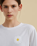 Daisy Daydream Tee - Front view on model - Urbanstyra