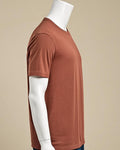 Clay Earth Tee - Mannequin side view - Urbanstyra
